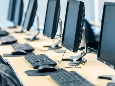 Zapraszamy do zapoznania się z naszą ofertą szkoleń komputerowych na marzec